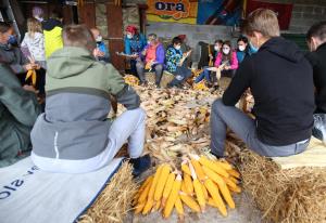 LIČKANJE KORUZE V IVANJEM SELU 23 FOTO LJUBO VUKELIČ